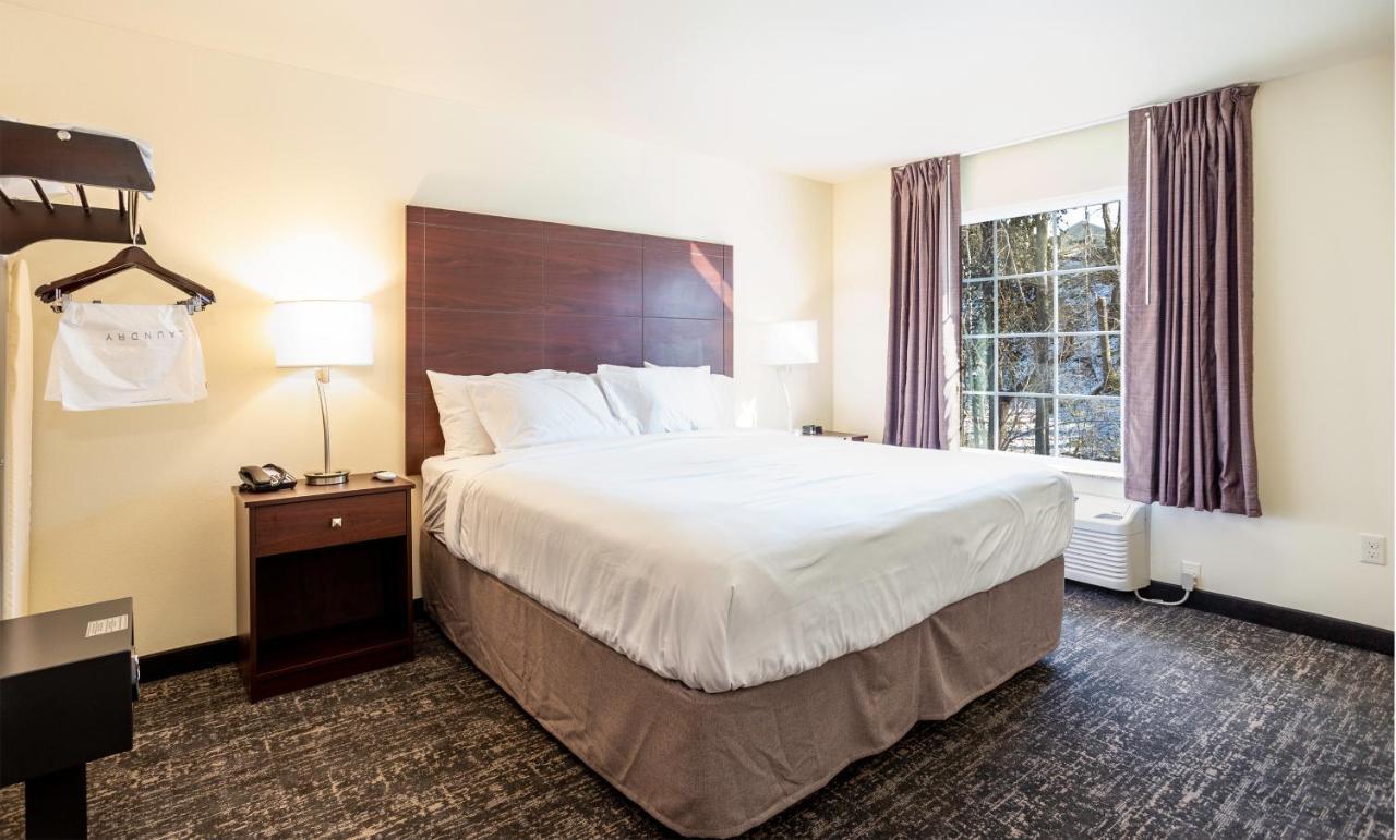 Cobblestone Inn & Suites - Brookville Dış mekan fotoğraf