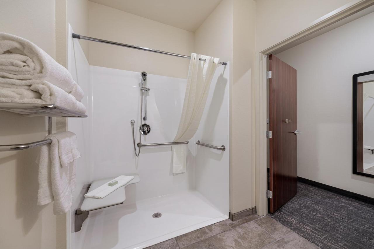 Cobblestone Inn & Suites - Brookville Dış mekan fotoğraf