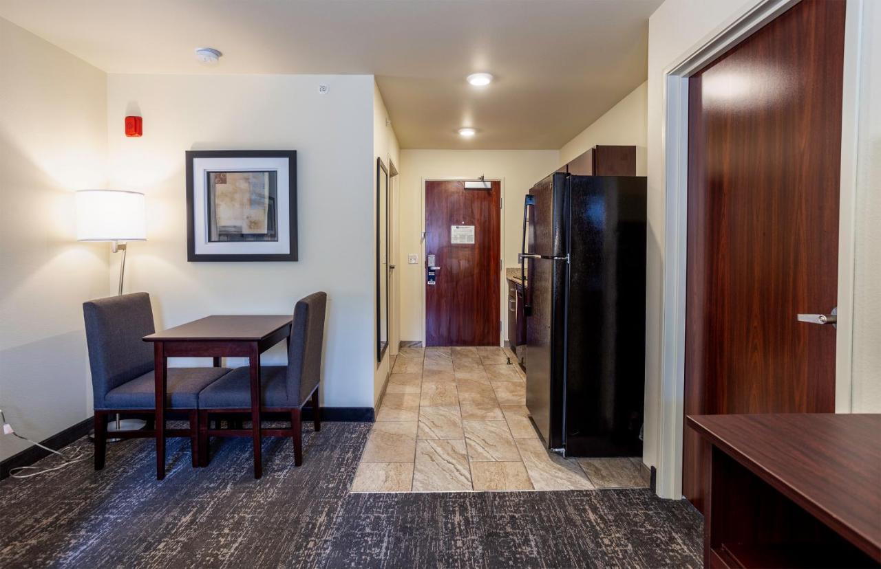 Cobblestone Inn & Suites - Brookville Dış mekan fotoğraf