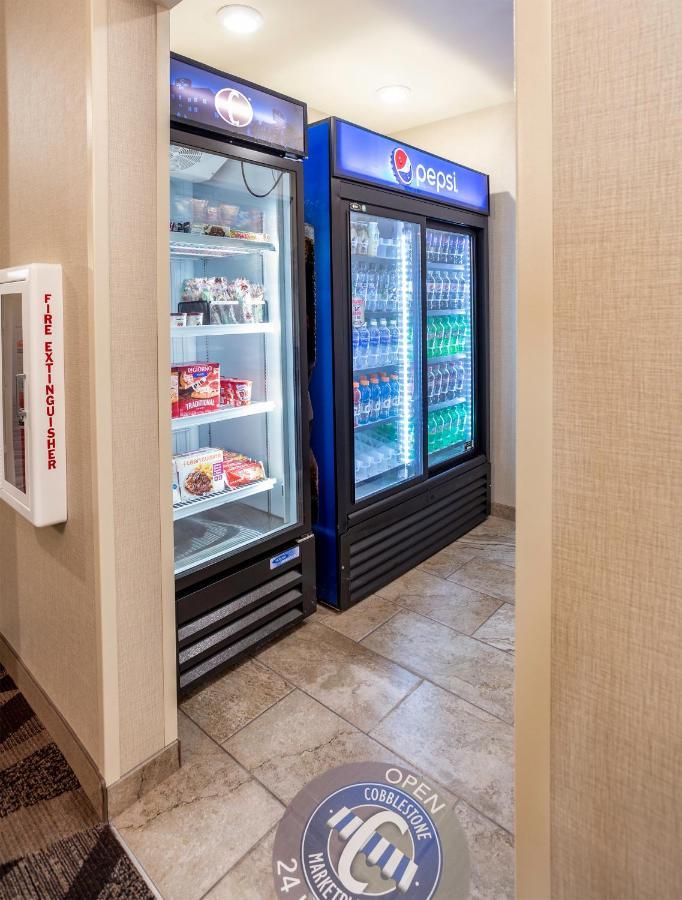 Cobblestone Inn & Suites - Brookville Dış mekan fotoğraf