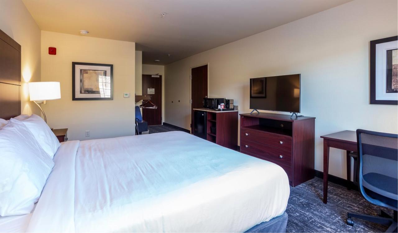 Cobblestone Inn & Suites - Brookville Dış mekan fotoğraf