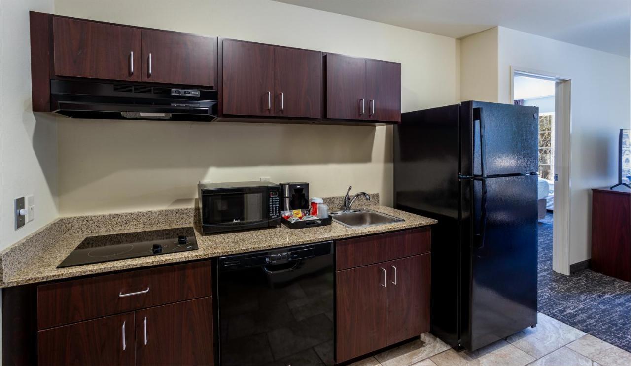 Cobblestone Inn & Suites - Brookville Dış mekan fotoğraf