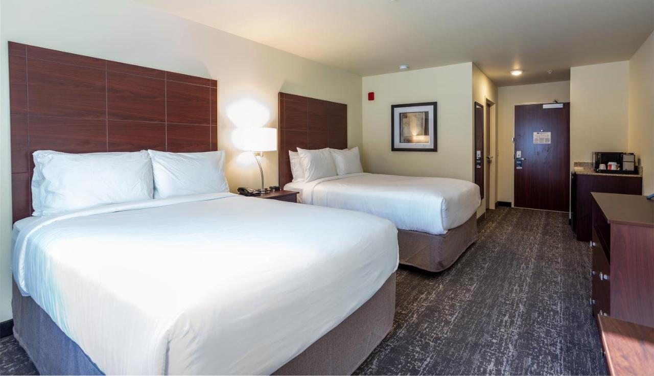 Cobblestone Inn & Suites - Brookville Dış mekan fotoğraf