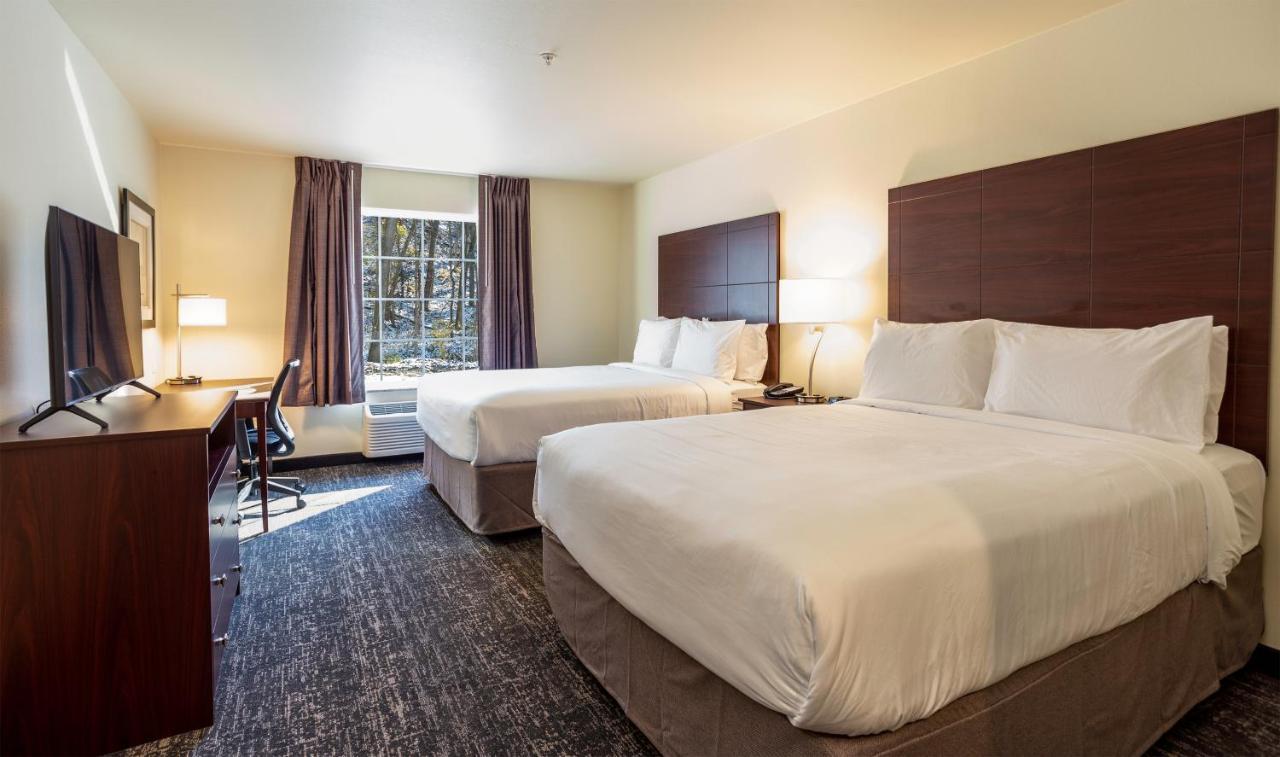 Cobblestone Inn & Suites - Brookville Dış mekan fotoğraf