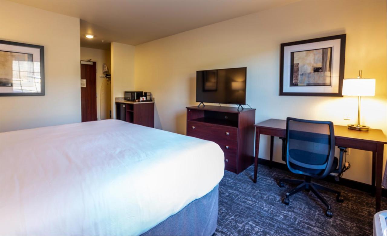 Cobblestone Inn & Suites - Brookville Dış mekan fotoğraf